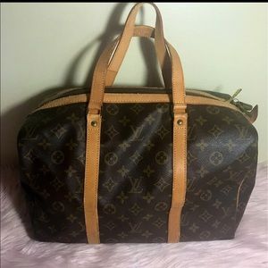 Louis Vuitton Vintage Monogram Sac Souple 35